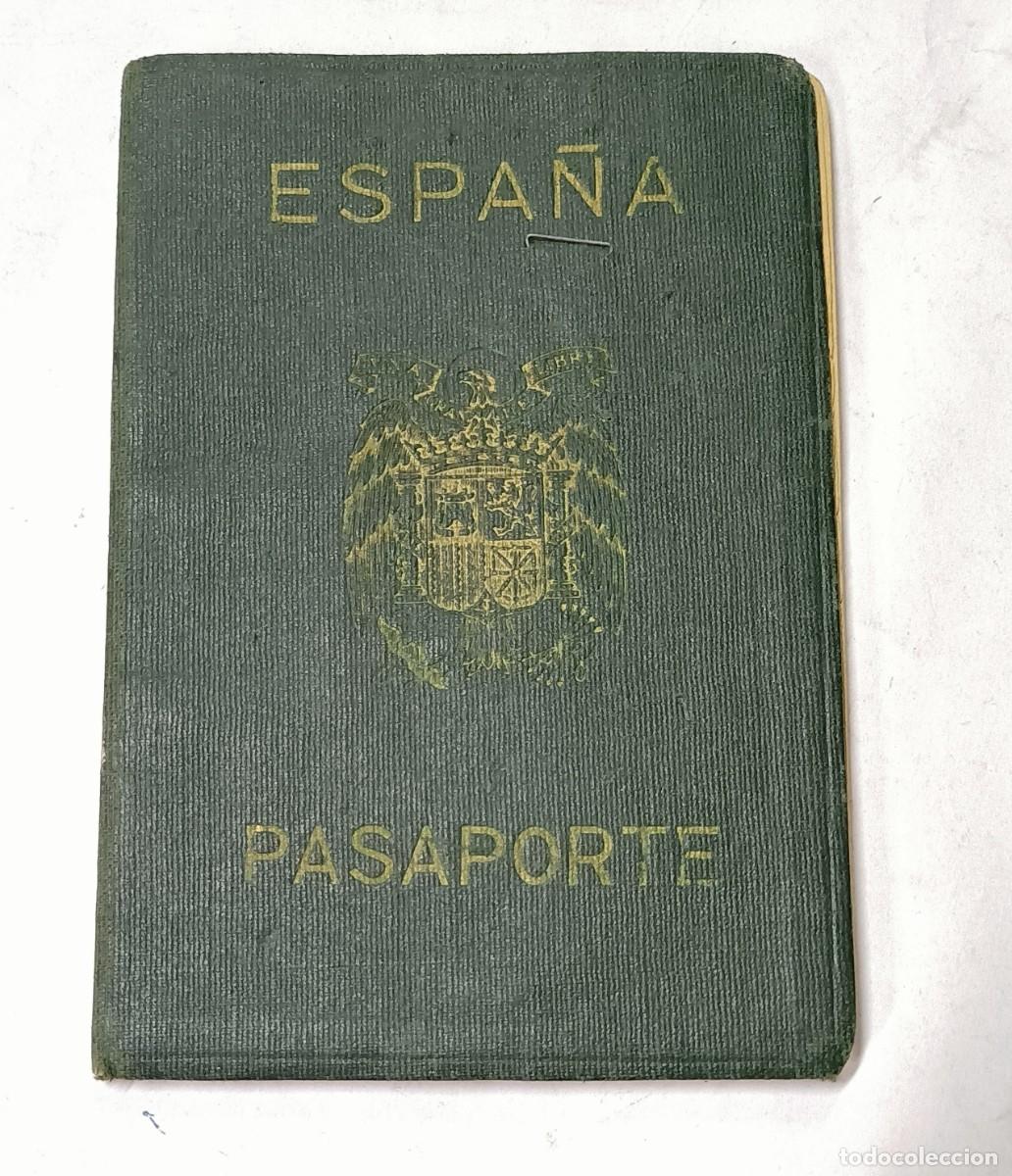 Documentos antigos: PASAPORTE DE CABALLERO, EXPEDIDO POR CONSULADO DE ESPA&Ntilde;A EN CARACAS, 1959. MUCHOS VISADOS Y SELLOS.