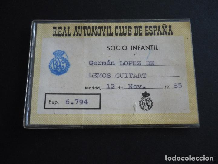 Documentos antiguos: CARNET SOCIO INFANTIL DEL RACE 1985 - Foto 1