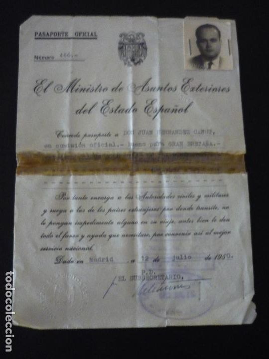 Documentos antiguos: PASAPORTE OFICIAL COMISION OFICIAL 1950 - Foto 1