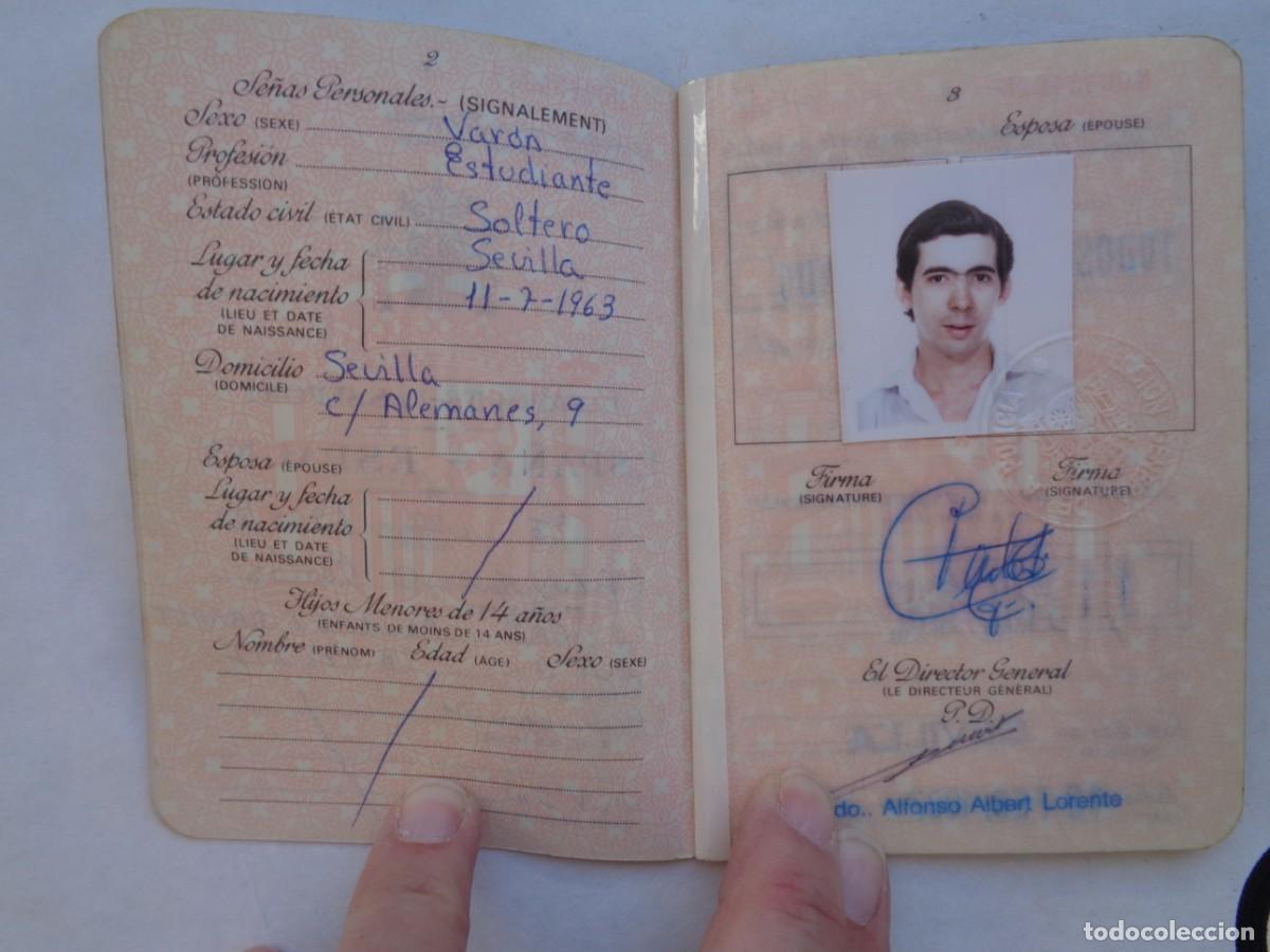 Documentos antiguos: PASAPORTE DE ESPA&Ntilde;A DE JOVEN ESTUDIANTE . SEVILLA, 1987 - Foto 2