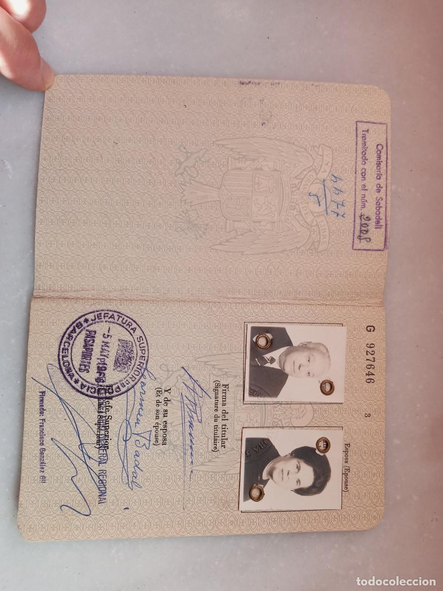 Documentos antiguos: PASAPORTE ESPA&Ntilde;OL EXPEDIDO EL A&Ntilde;O 1966 - Foto 2