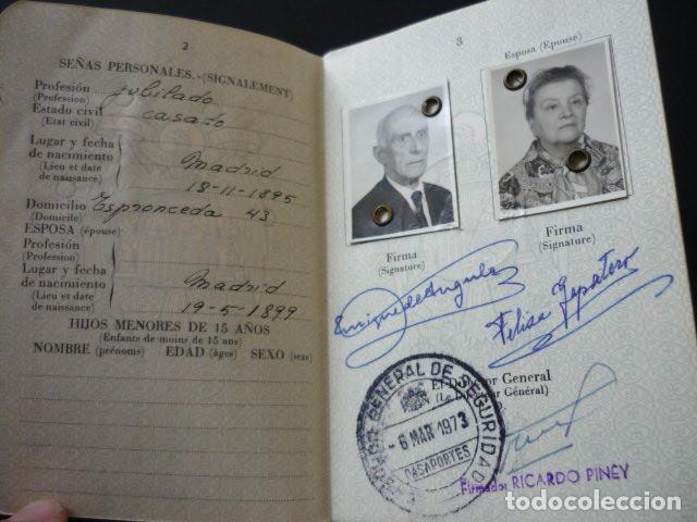 Documentos antiguos: PASAPORTE ESPA&Ntilde;A 1973 MATRIMONIO - Foto 3