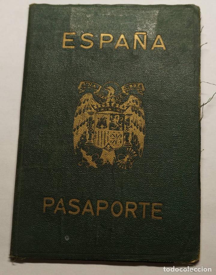 Documentos antiguos: PASAPORTE ESPA&Ntilde;A AGUILA IMPERIAL A&Ntilde;O 1954 - Foto 1
