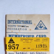 Documentos antiguos: MEMBERSHIP CARD STUDENT,INTERNATIONAL YOUTH HOSTEL FEDERATION,YEAR 1957,CON CUÑOS.