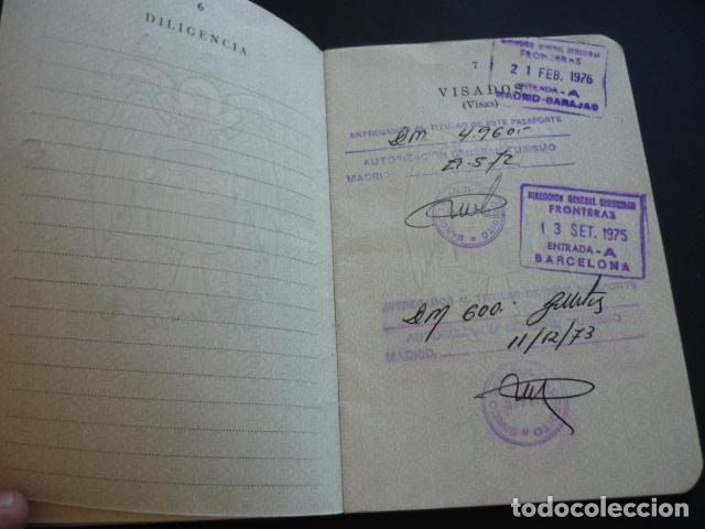 Documentos antiguos: PASAPORTE ESPA&Ntilde;A 1972 MATRIMONIO - Foto 5