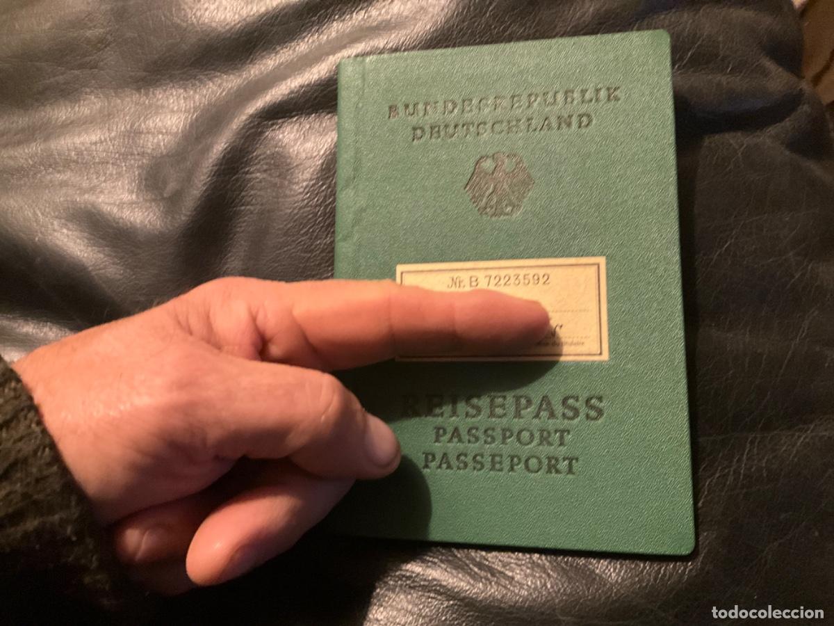 Documentos antiguos: Pasaporte alemania bundesrepublik reisepass a&ntilde;os 60