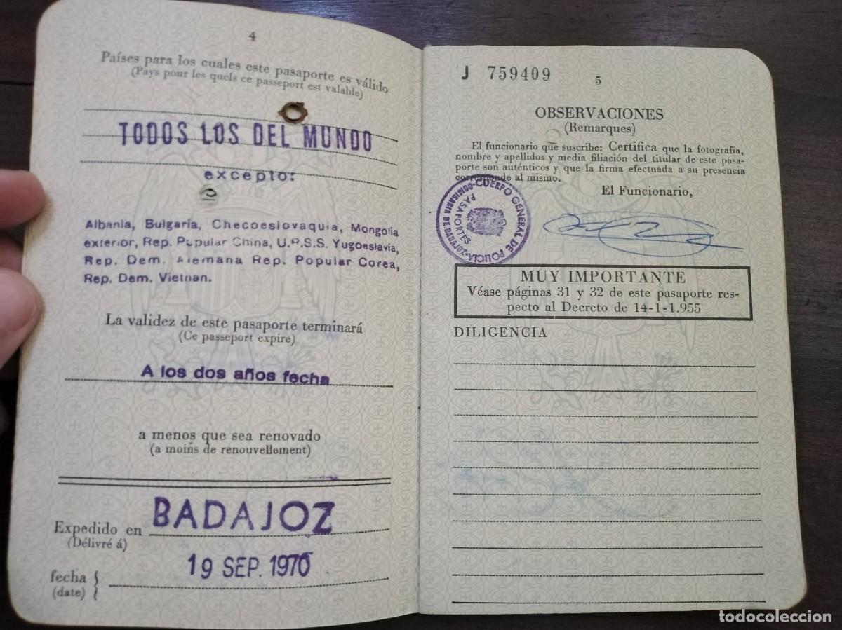 Documentos antiguos: Pasaporte espa&ntilde;ol. Badajoz 1970. - Foto 5