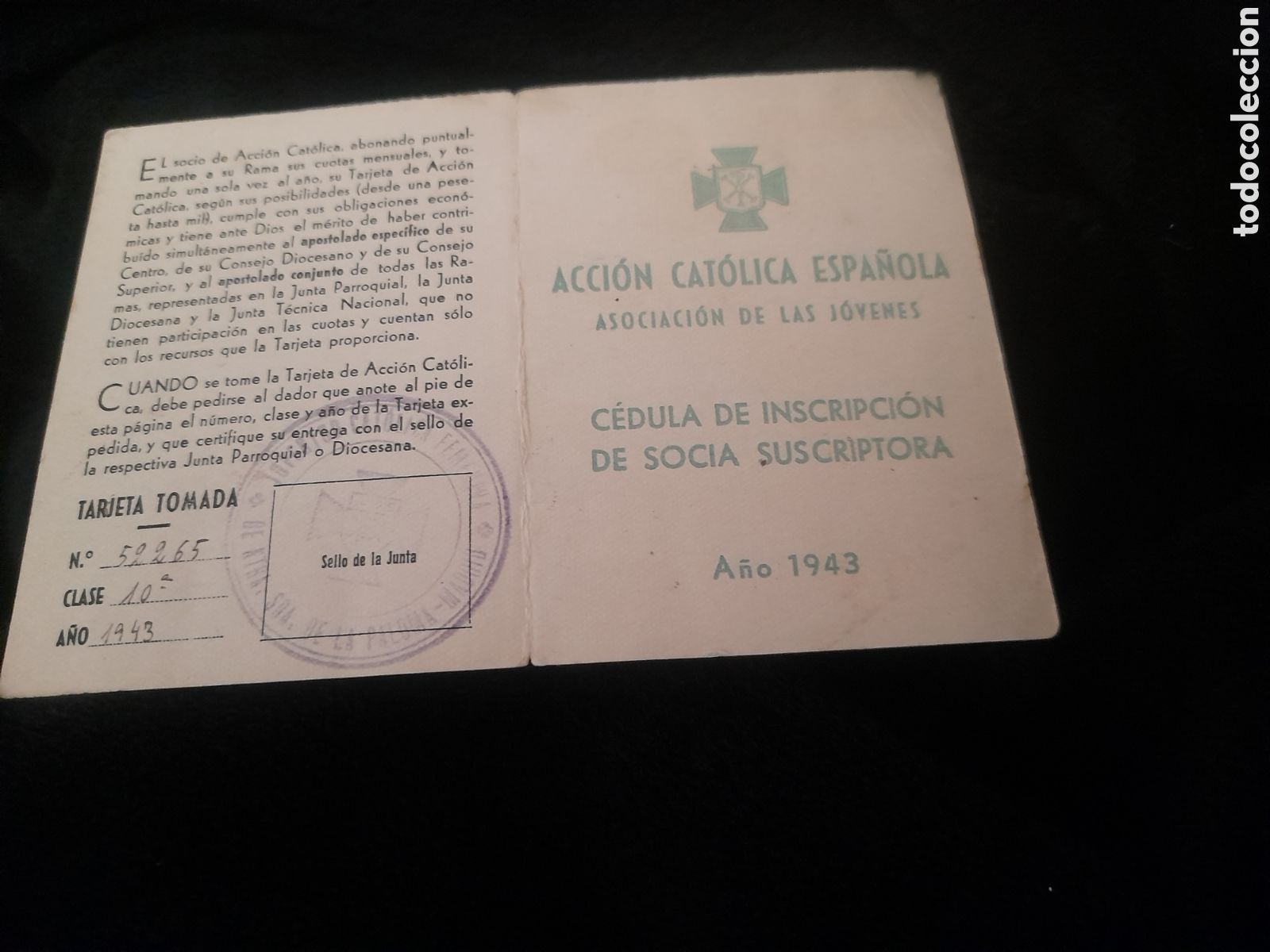 Documentos antiguos: Antiguo carnet de Acci&oacute;n Cat&oacute;lica de 1943 - Foto 1