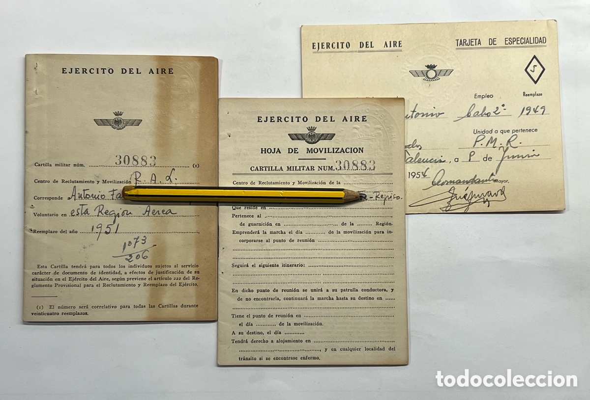 Documentos antiguos: AVIACI&Oacute;N. Ej&eacute;rcito del Aire (3) Cartilla, Hoja de Movilizaci&oacute;n y Tarjeta de Especialidad (h.1945?)