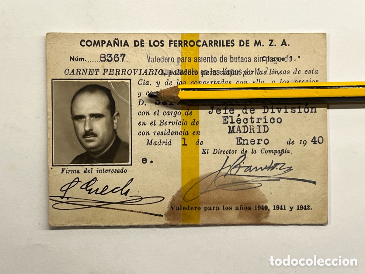 Documentos antiguos: COMPA&Ntilde;&Iacute;A DE LOS FERROCARRILES M.Z.A. Carnet Ferroviario. Jefe de Divisi&oacute;n. Madrid (a.1940)