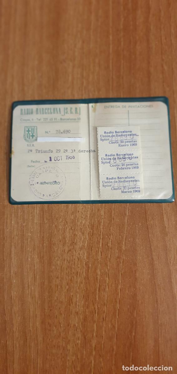Documentos antiguos: CARNET RADIO BARCELONA S.E.R 1968 Y 3 CUPONES CUOTA 20 PESETAS DIFERENTES MESESA&Ntilde;O 1969.