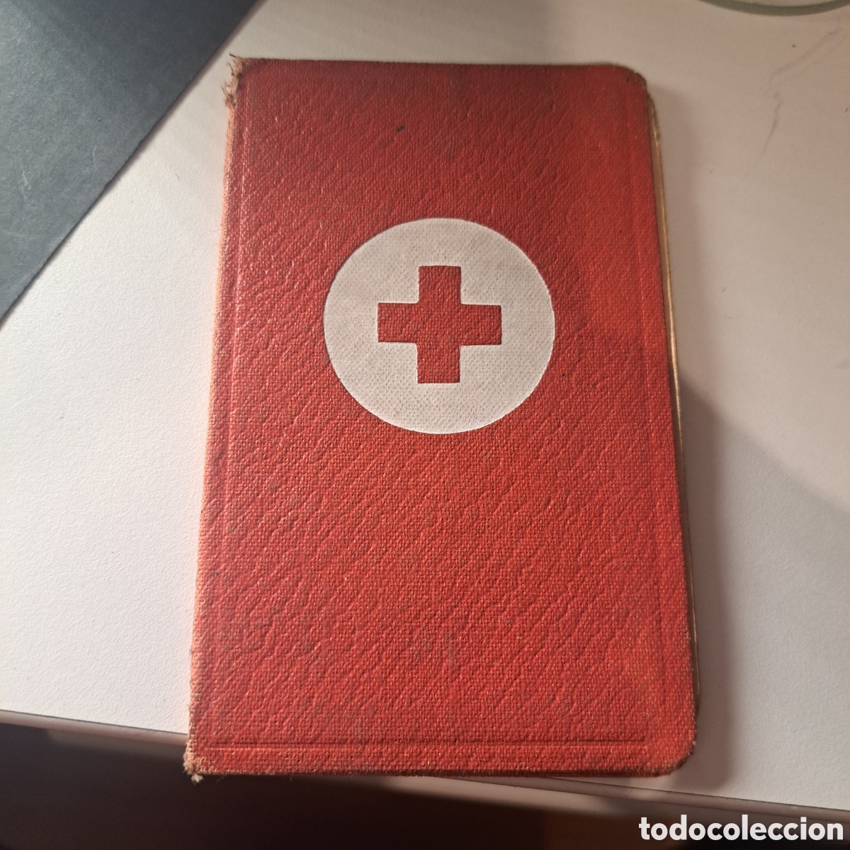 Documentos antiguos: Carnet de cruz roja 1940 - Foto 2