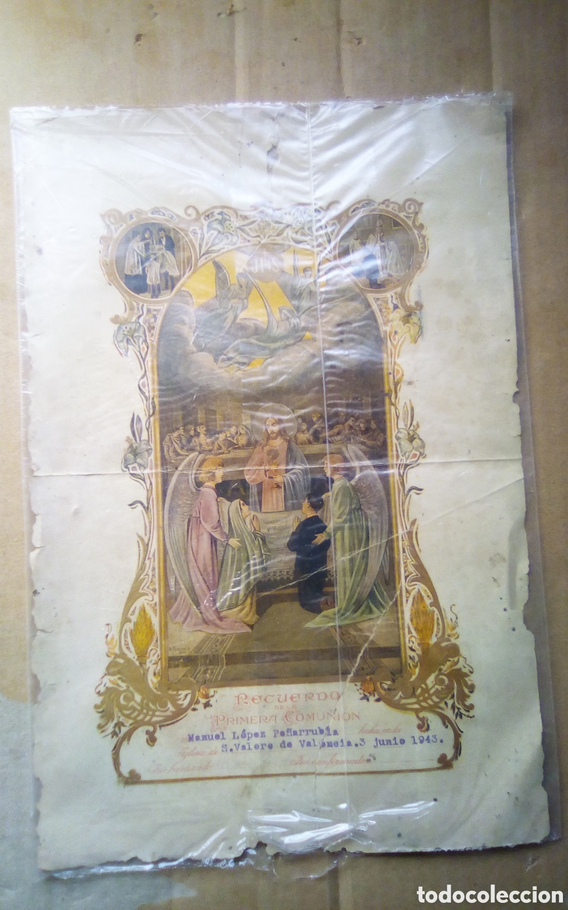 Documentos antiguos: Art&iacute;stica hoja recuerdo primera comuni&oacute;n en la iglesia S. Valero de Valencia. A&ntilde;o 1943 Mide 20*29 cm