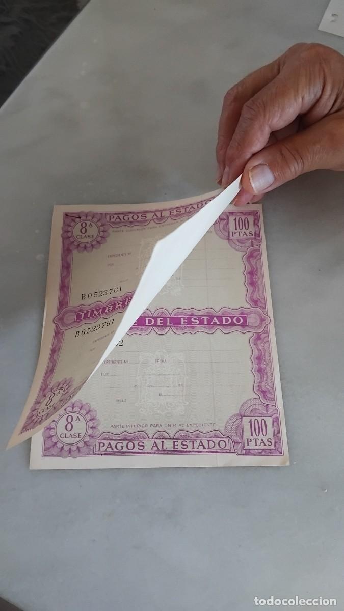 Documentos antiguos: TIMBRE DEL ESTADO 100 PTAS. 8&ordf; CLASE - Foto 2