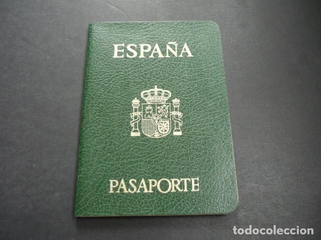 Documentos antiguos: PASAPORTE ESPA&Ntilde;A 1984 - Foto 1