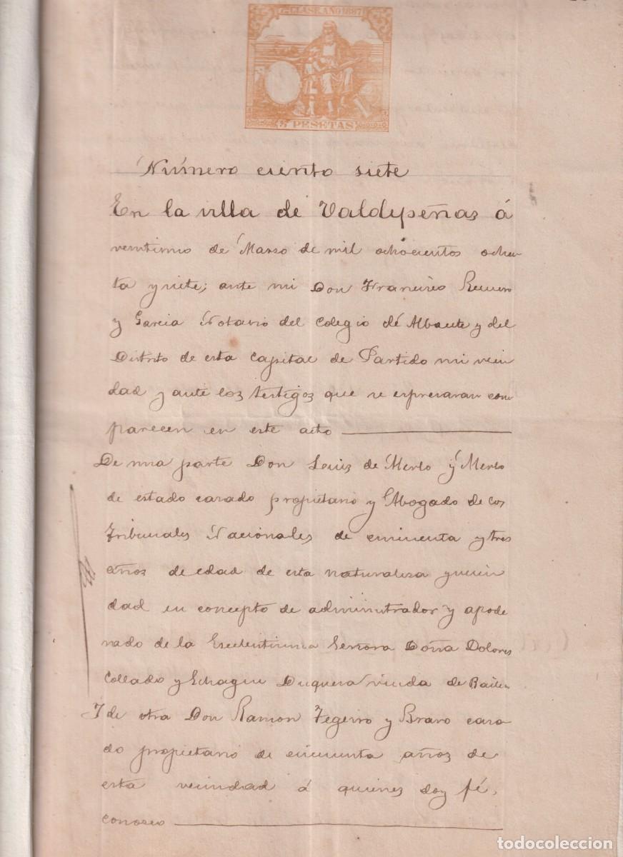 Documentos antiguos: Escritura notarial de compra venta en Valdepe&ntilde;as en 1887 - Foto 2