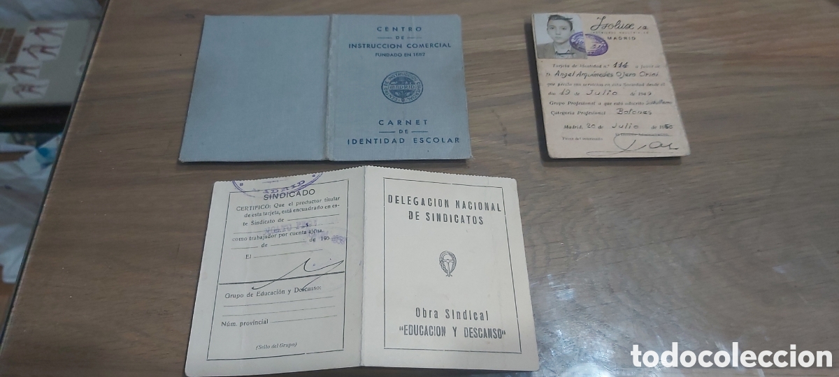Old Documents: TRES CARNETS.A&Ntilde;OS 50. BOTONES. AUTO-ELECTRICIDAD. CENTRI DE INSTRUCCIIN COMERCIAL