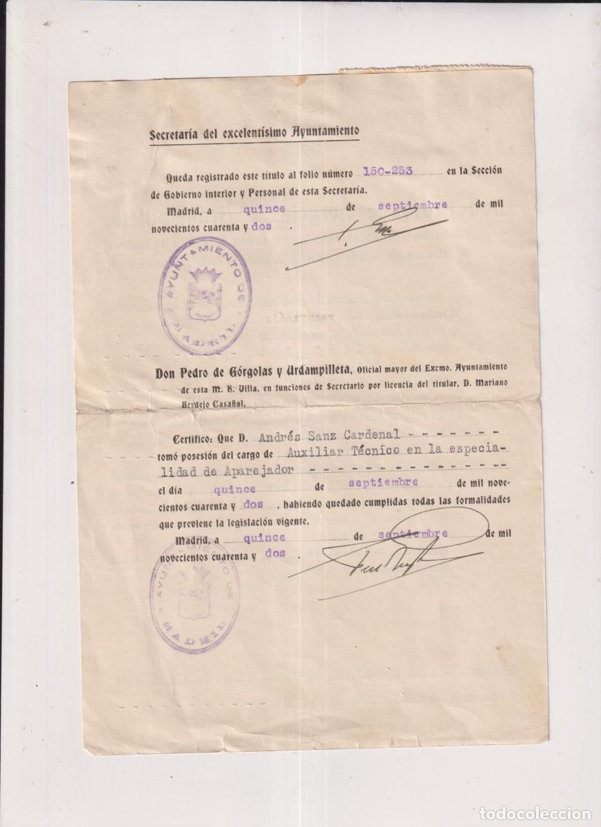 Documentos antiguos: Certificado del t&iacute;tulo de aparejador en 1942 - Foto 2