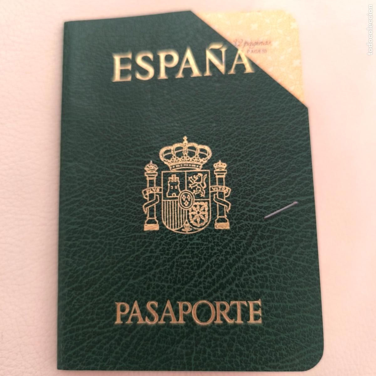 Documentos antiguos: Pasaporte Espa&ntilde;a espa&ntilde;ol 1984 - Foto 1