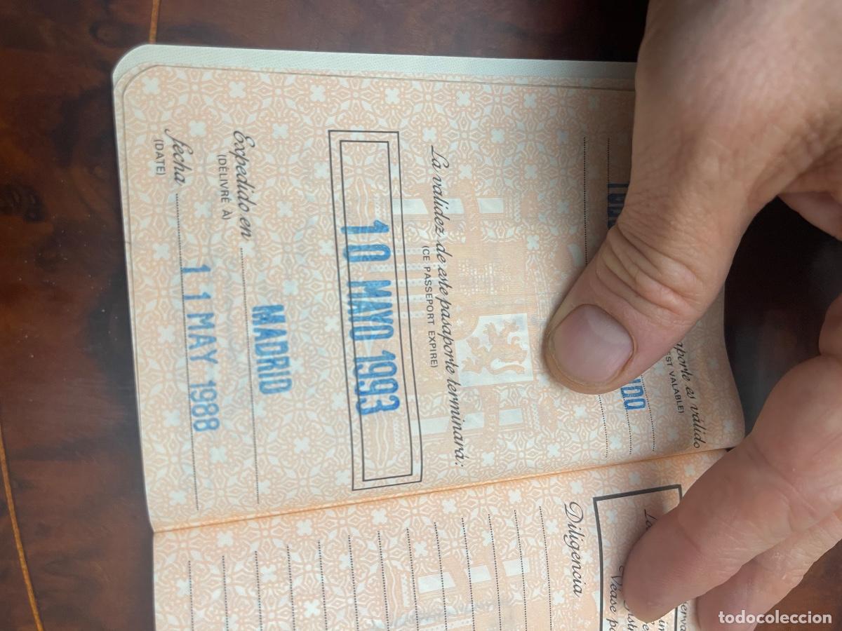 Documentos antiguos: Pasaporte de Espa&ntilde;a Expedido en MADRID -1988 - Foto 4