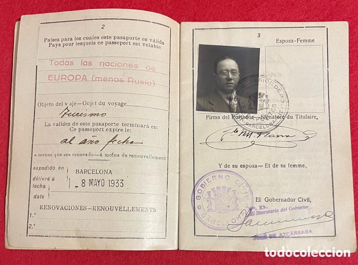 Documentos antiguos: Antiguo pasaporte de la Rep&uacute;blica espa&ntilde;ola. - Foto 3