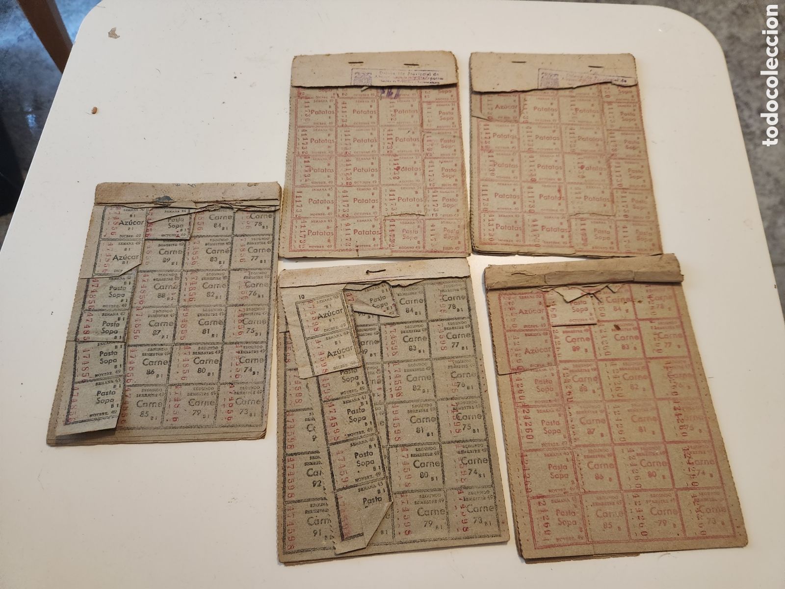 Old Documents: ANTIGUAS CARTILLAS DE RACIONAMIENTO. CUPONES. BARCELONA A&Ntilde;OS 50.