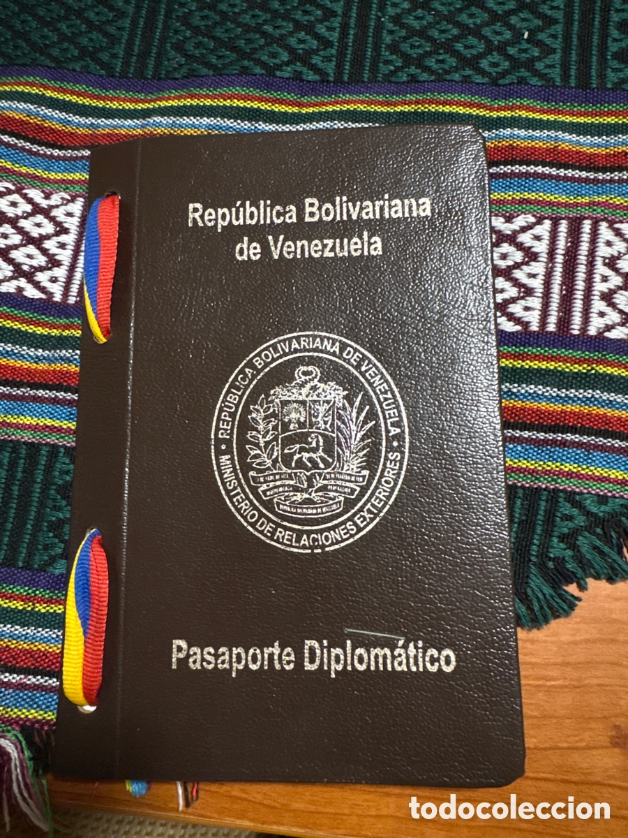 Documentos antiguos: Pasaporte Diplom&aacute;tico Venezolano 2000s