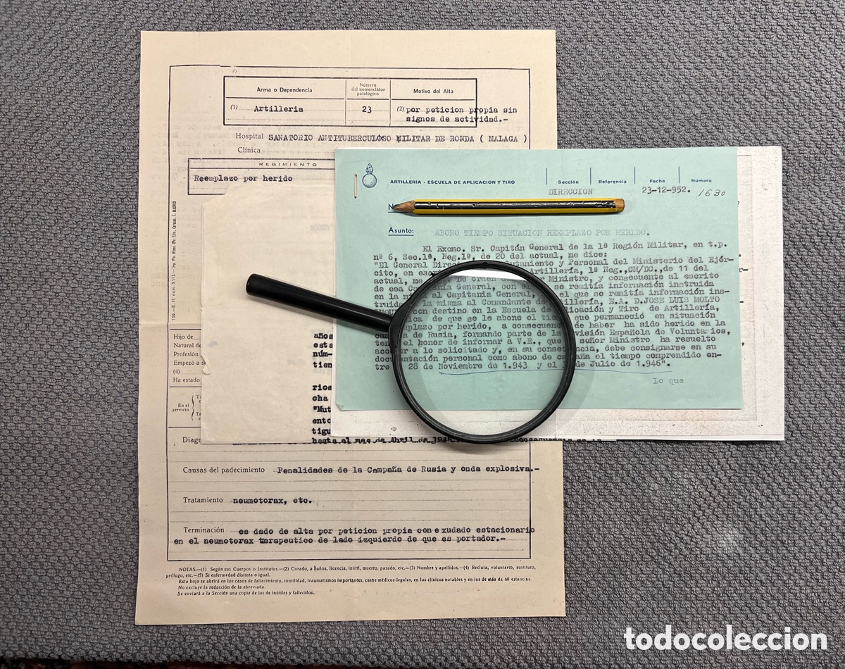 Documentos antiguos: DIVISION AZUL informes medicos Divisionario herido. Campa&ntilde;a de Rusia y onda explosiva (a.1943)