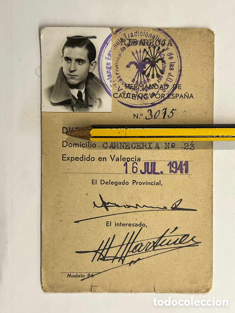 Documentos antiguos: RIBA ROJA. Carnet. Hermandad de cautivos por Espa&ntilde;a. Cautivos en la zona roja.. (a.1941)