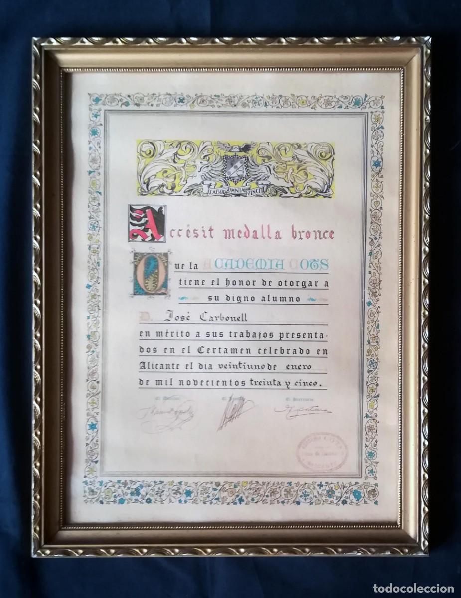 Documentos antiguos: Acc&eacute;sit Medalla de bronce. Academia Cots, 1935. Enmarcado por Casa Devesa.