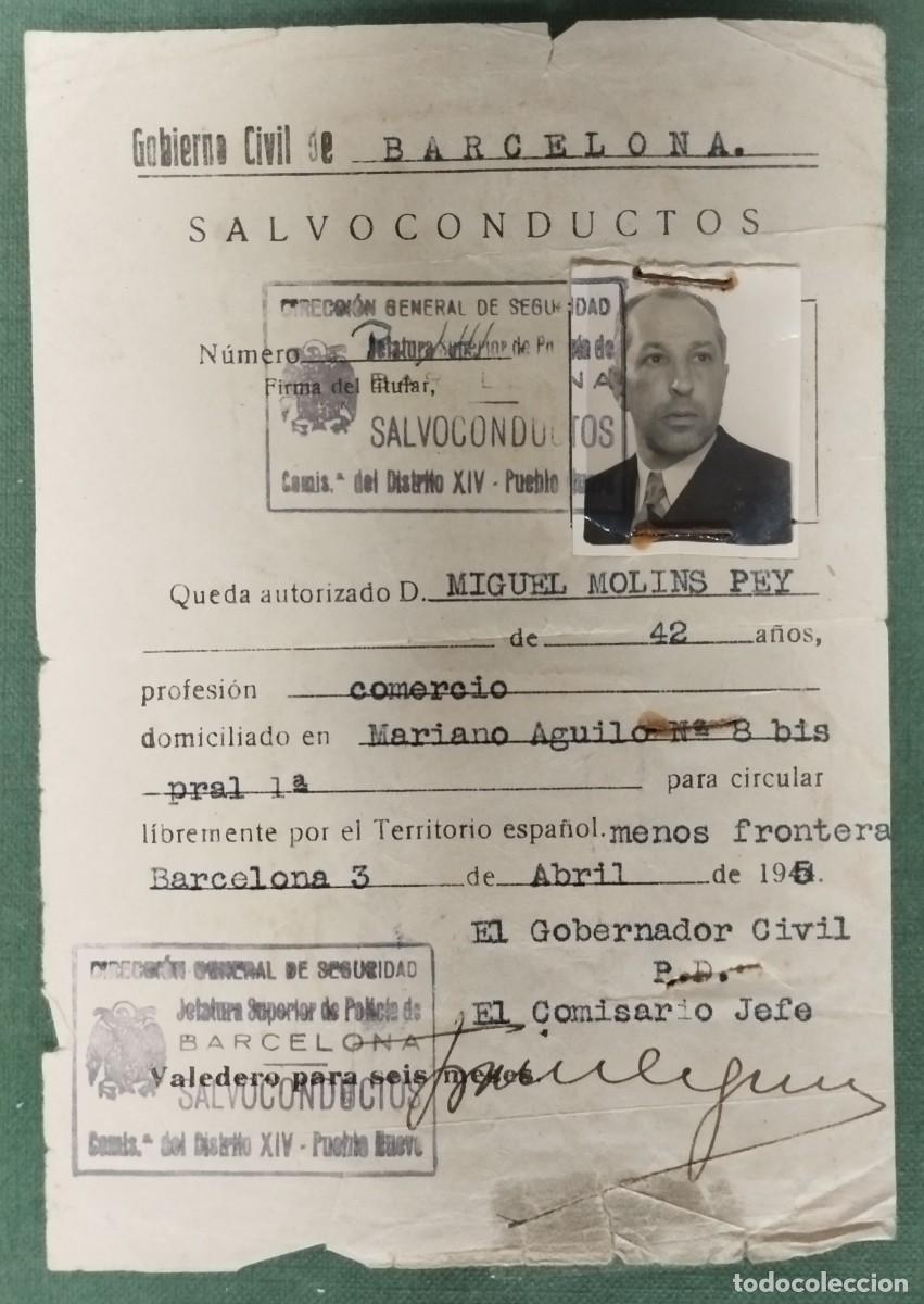 Documentos antiguos: SALVOCONDUCTO CON FOTO Y SELLO A&Ntilde;O 1945 GOBIERNO CIVIL BARCELONA