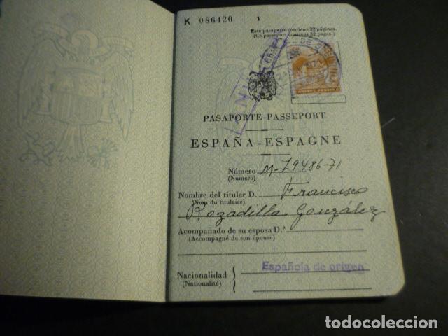 Documentos antiguos: ESPA&Ntilde;A PASAPORTE 1971 - Foto 2