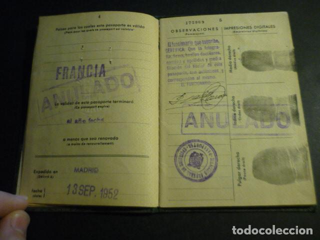 Documentos antiguos: ESPA&Ntilde;A PASAPORTE 1952 - Foto 4