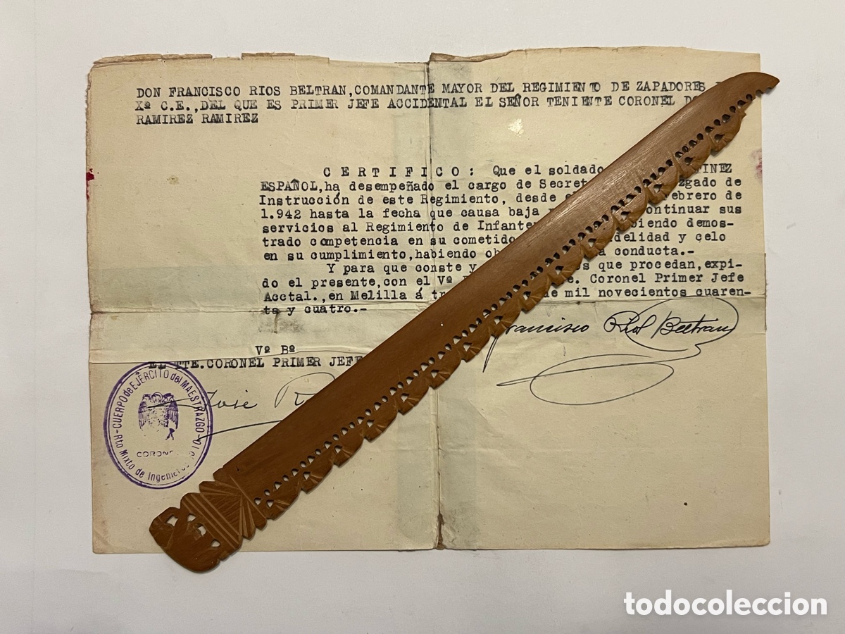 Documentos antiguos: MELILLA. Certificado de Buena conducta cargo de Secretario de Juzgado regimiento.. (a.1944)