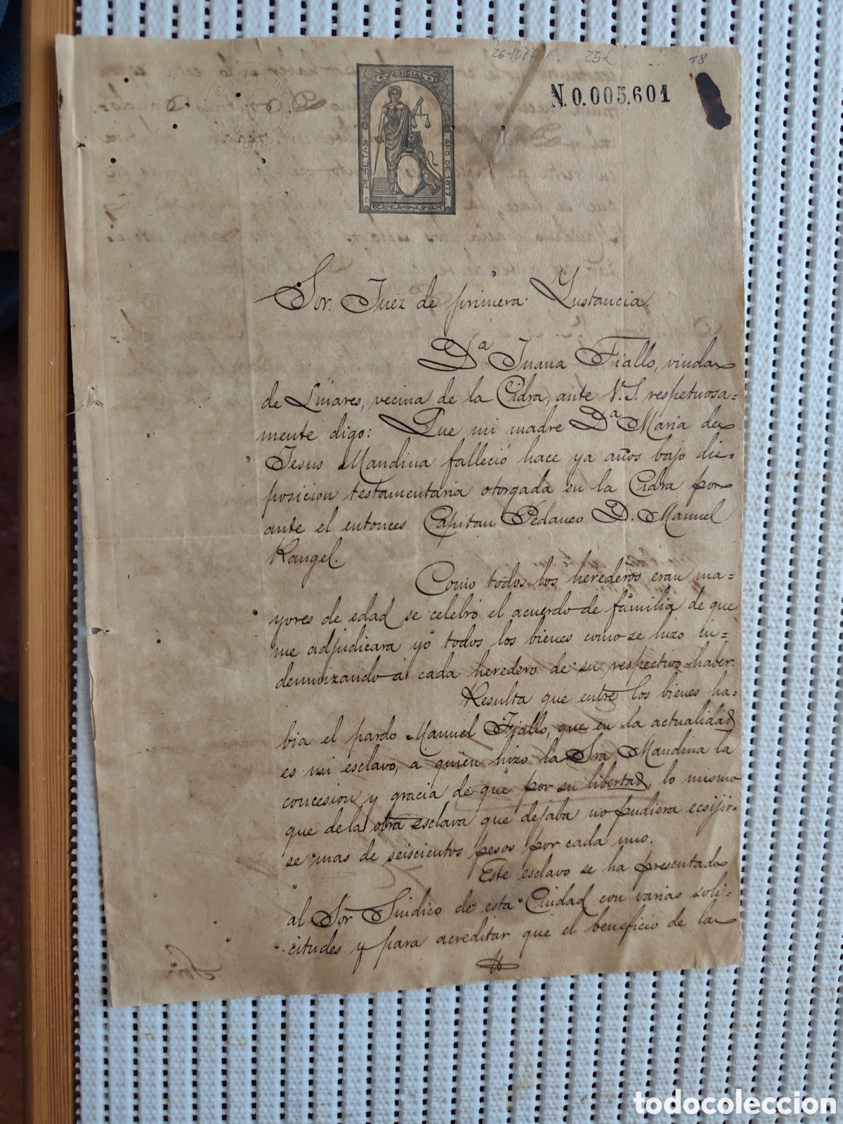 Documentos antiguos: 26-1077 AL FALLECER MI MADRE,ENTRE LOS BIENES HABIA 2 ESCLAVOS.
