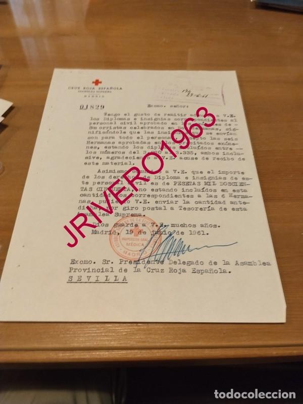 Documentos antiguos: DOS HERMANAS, 1961, DIPLOMAS E INSIGNIAS SOCORRISTAS CRUZ ROJA