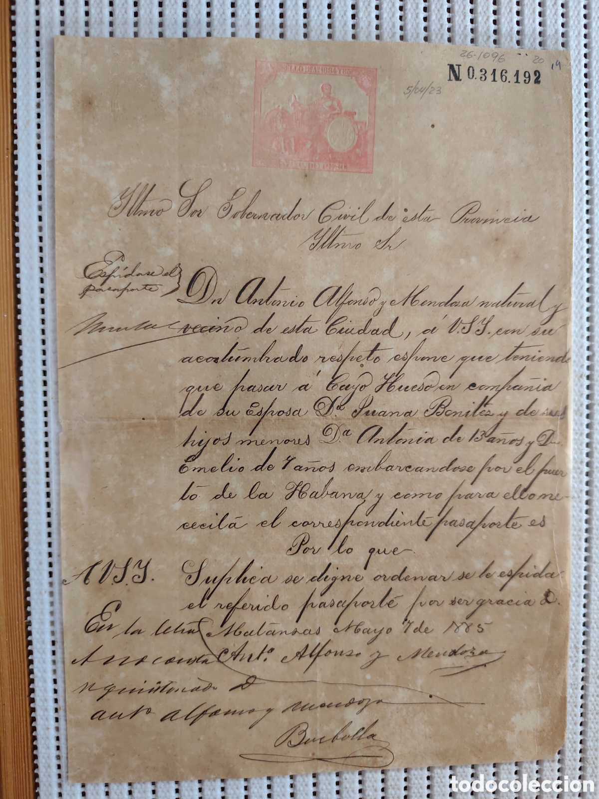 Documentos antiguos: 26-1096 D.ANTONIO, SOLICITA PASAPORTE PARA VIAJAR A CAYO HUESO.