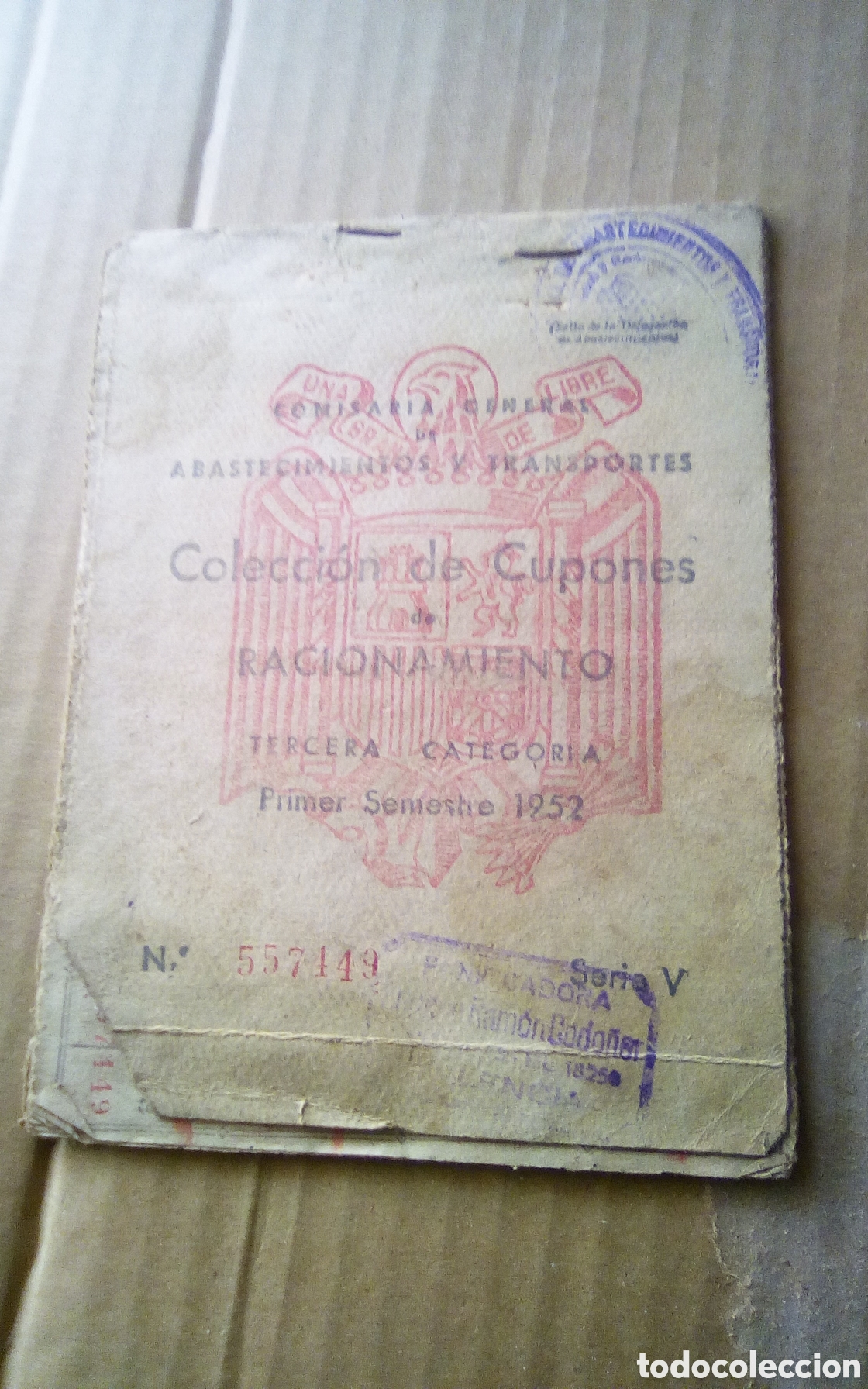 Documentos antiguos: Cartilla de racionamiento. Primer semestre 1952. Comisaria Central de Abastecimientos y Transportes.