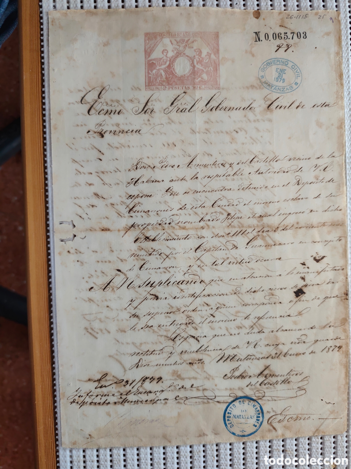 Documentos antiguos: 26-1115 D.PEDRO,EXPONE QUE SU ESCLAVO SE ENCUENTRA DETENIDO.