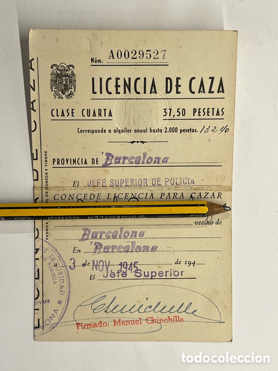 Documentos antiguos: BARCELONA. Licencia de Caza, Clase Cuarta (a.1945) Original &eacute;poca..