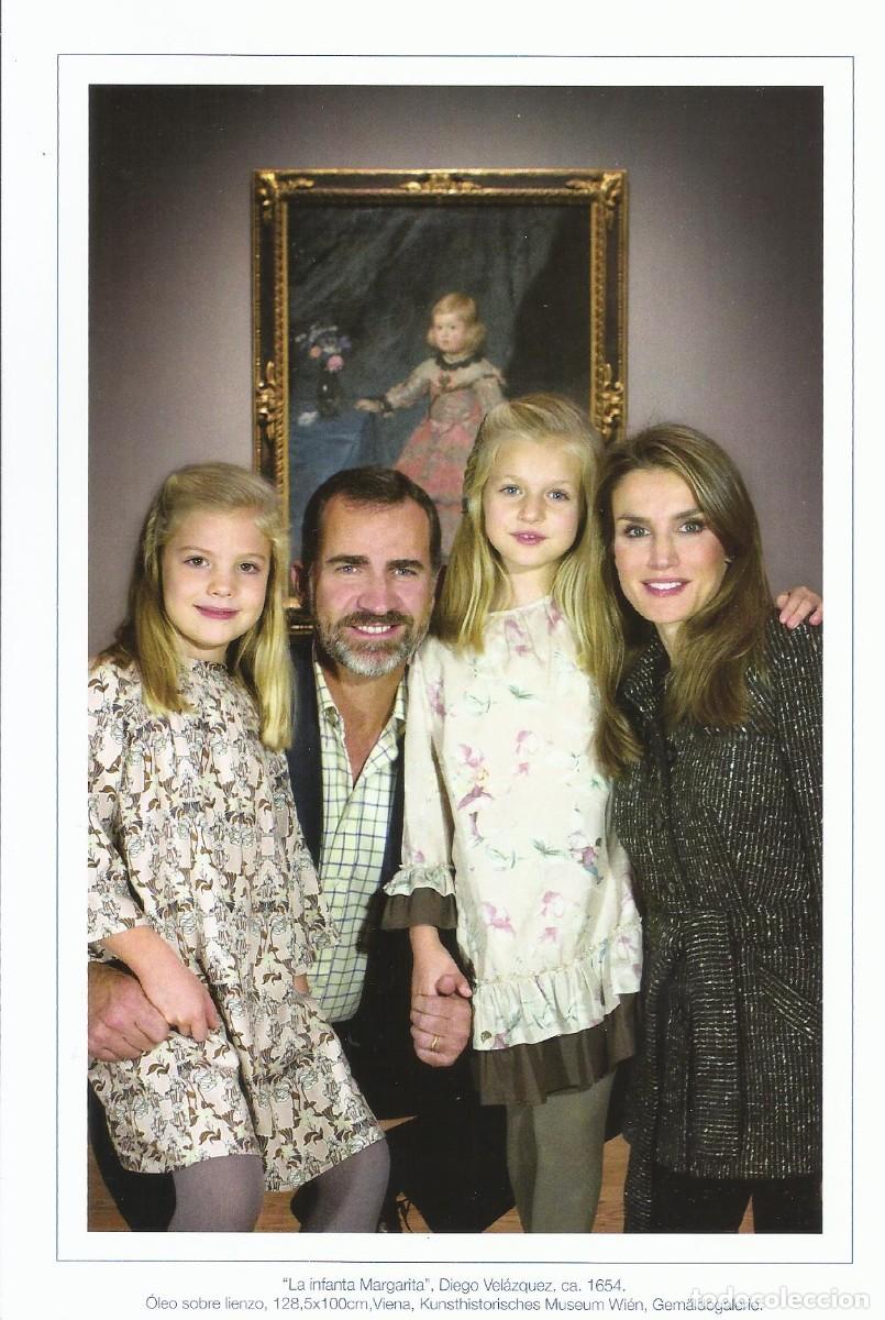 Documentos antiguos: Familia Real Espa&ntilde;ola. 2014. Fotografia y felicitaci&oacute;n Navidad y A&ntilde;o Nuevo. 22x15,5 cm. D&iacute;ptico.