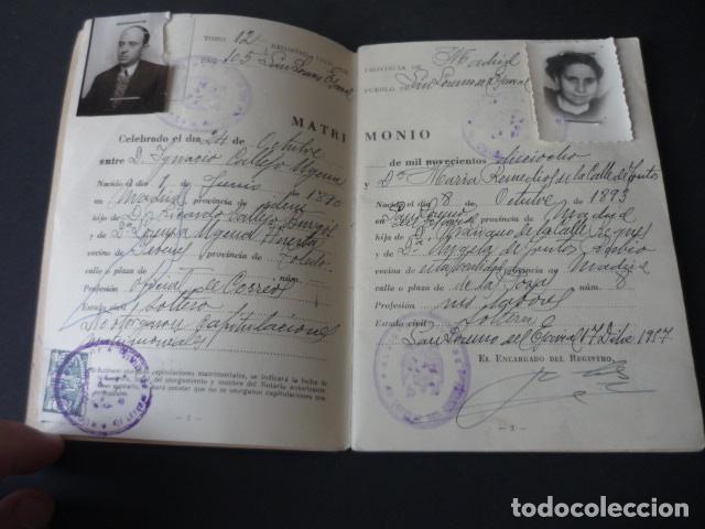 Documentos antiguos: LIBRO DE FAMILIA 1957 - Foto 2