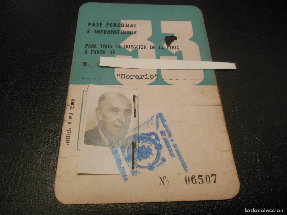 Old Documents: 1965 CARNET 33 FERIA INTERNACIONAL DE MUESTRAS DE BARCELONA PASE