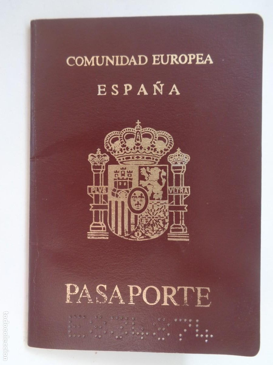 Documentos antiguos: PASAPORTE DE ESPA&Ntilde;A . COMUNIDAD EUROPEA. DE SE&Ntilde;OR. SEVILLA, 1993 , CON MUCHOS SELLOS