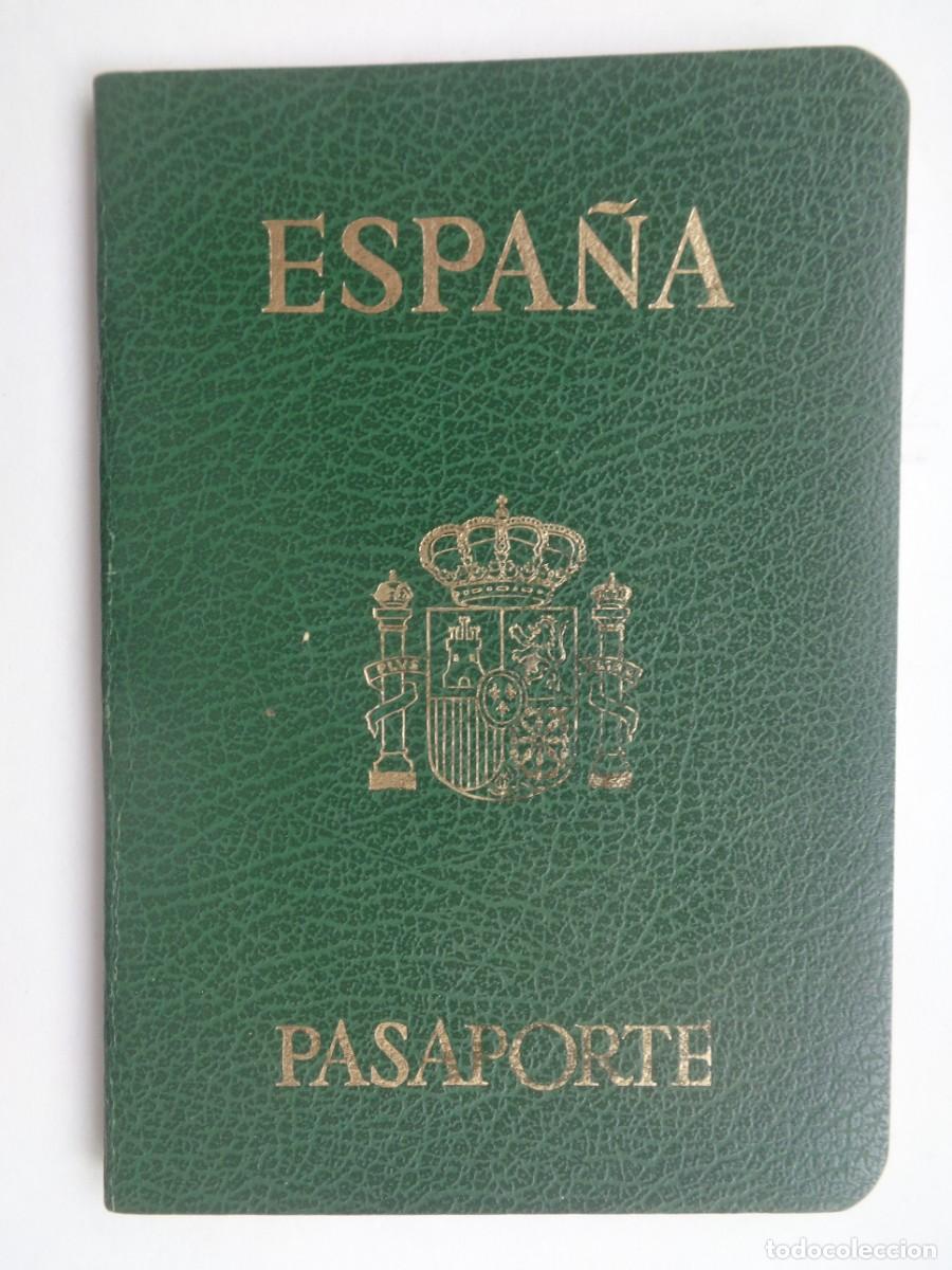 Documenti antichi: PASAPORTE DE ESPA&Ntilde;A DE MEDICO . CORDOBA 1988