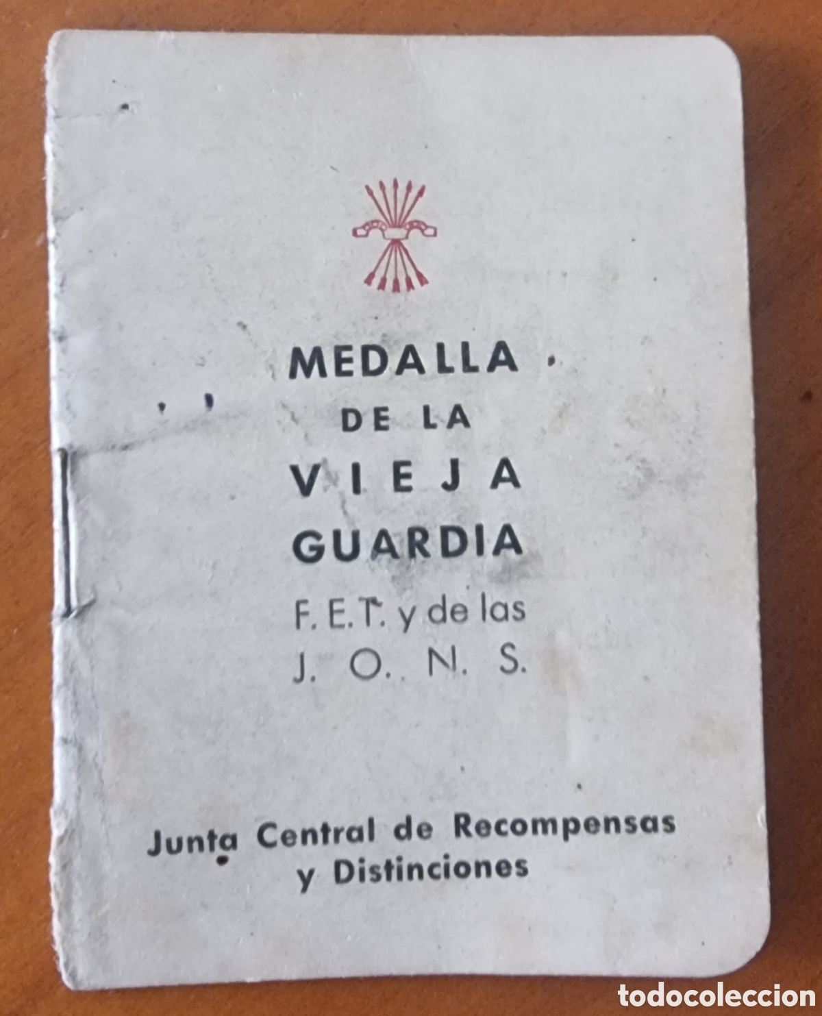 Documentos antiguos: Guerra civil concesi&oacute;n medalla Vieja Guardia Falange original
