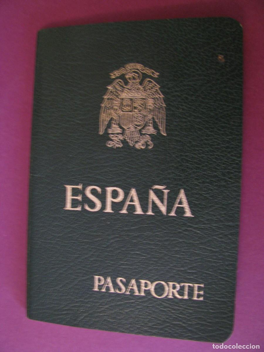 Documentos antiguos: PASAPORTE, ESPA&Ntilde;A. EXPEDIDO EN PUENTE GENIL 1981