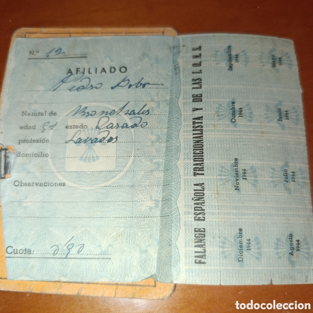 Documentos antiguos: Carn&eacute; de afiliado a la Falange Espa&ntilde;ola Tradicionalista y de las J.O.N.S.1944