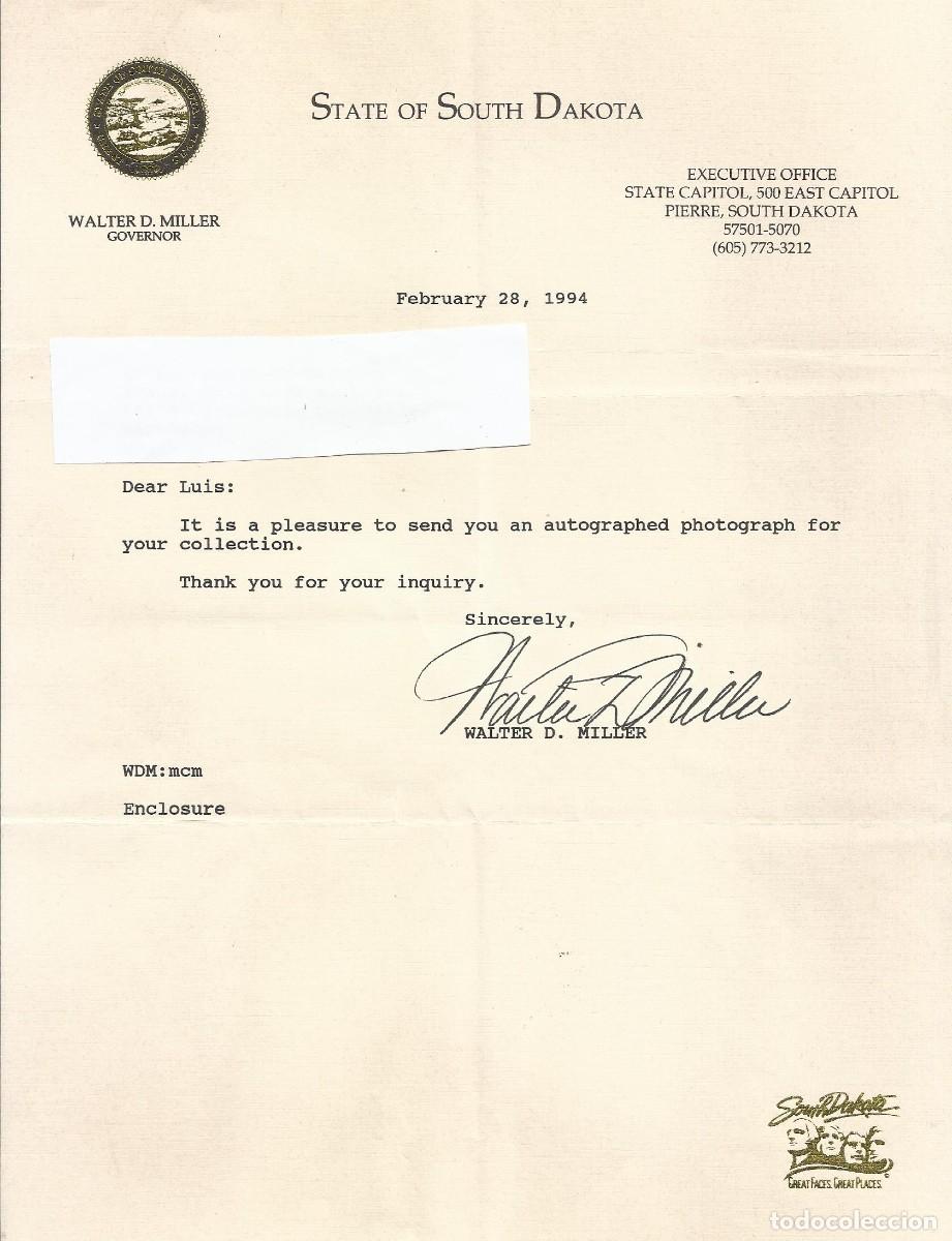 Documentos antiguos: South Dakota. USA. Walter Dale Miller. Governor. Documento firmado. 1994. 28x21 cm.