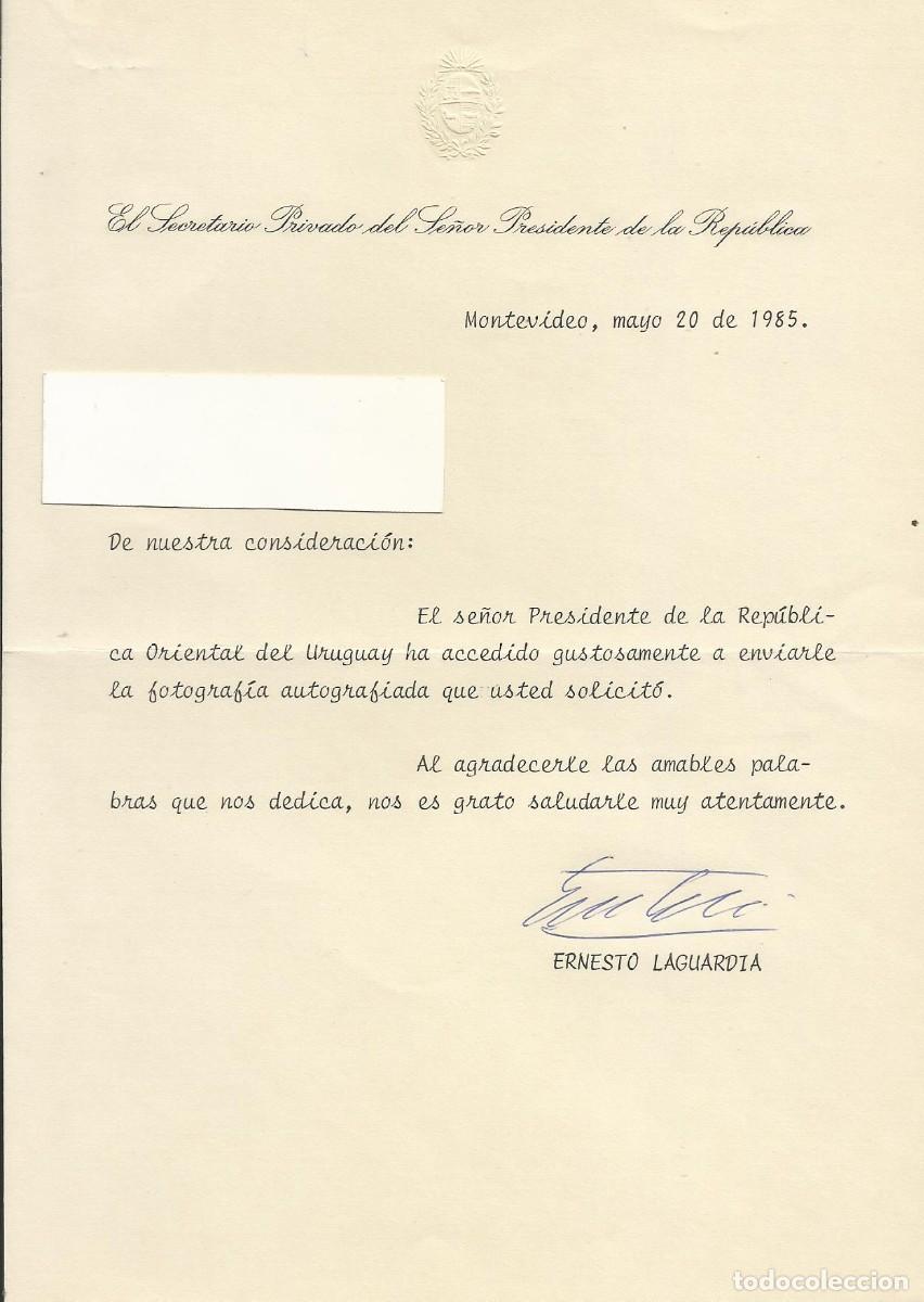 Documentos antiguos: Uruguay. Montevideo. Secretario. Presidente. Ernesto Laguardia. Documento firmado. 1985. 23x16 cm.